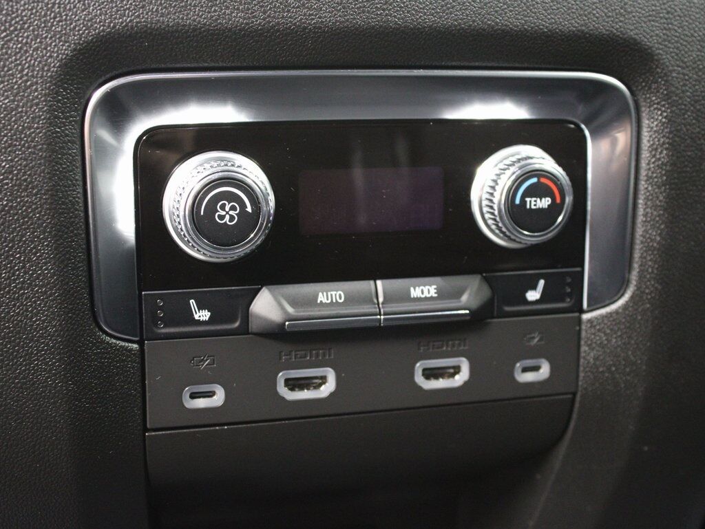 2024 GMC Yukon XL Denali 4WD 7 Passenger Fond du Lac WI