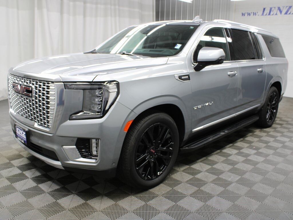 2024 GMC Yukon XL Denali 4WD 7 Passenger Fond du Lac WI