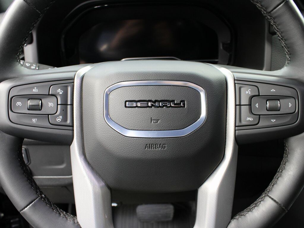 2024 GMC Yukon XL Denali 4WD 7 Passenger Fond du Lac WI