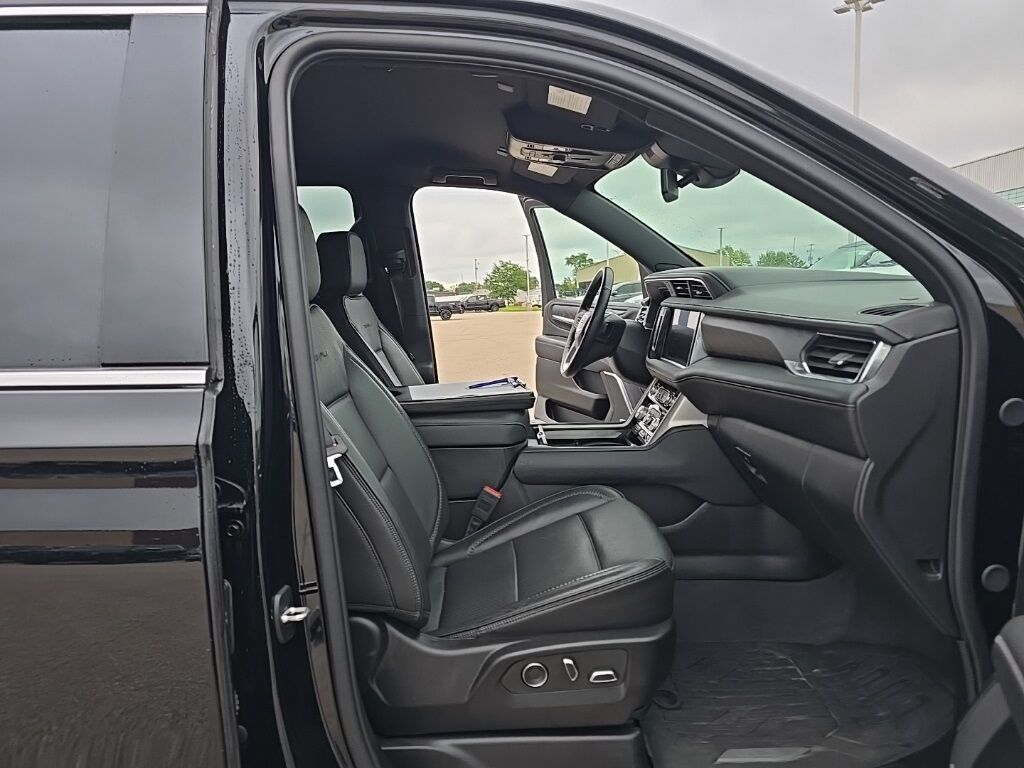 2024 GMC Yukon XL Denali 4WD 7 Passenger Fond du Lac WI