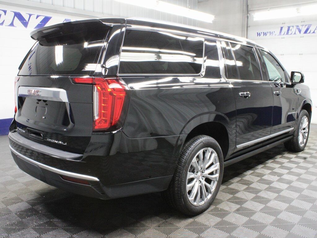 2024 GMC Yukon XL Denali 4WD 7 Passenger Fond du Lac WI