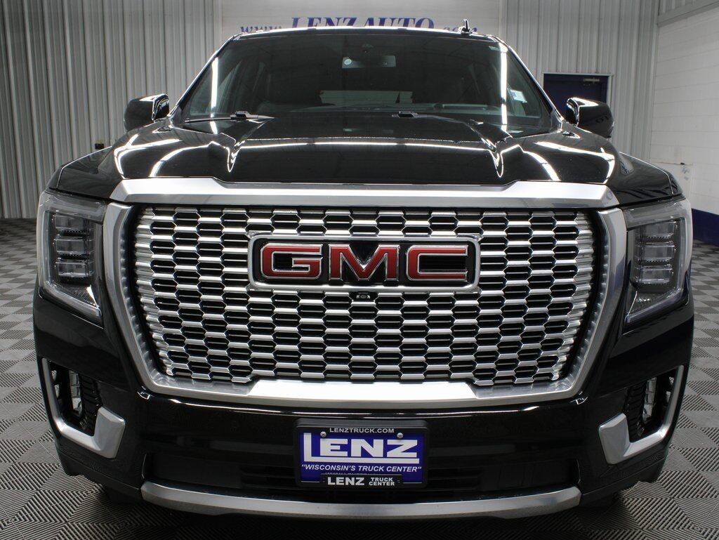 2024 GMC Yukon XL Denali 4WD 7 Passenger Fond du Lac WI