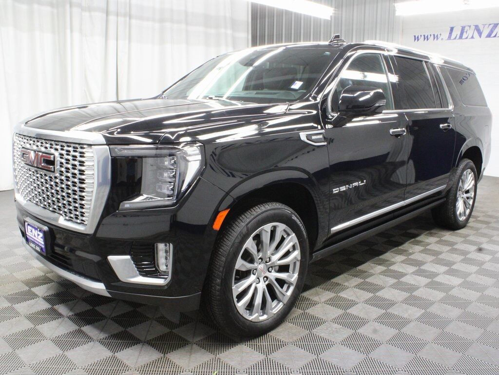 2024 GMC Yukon XL Denali 4WD 7 Passenger Fond du Lac WI