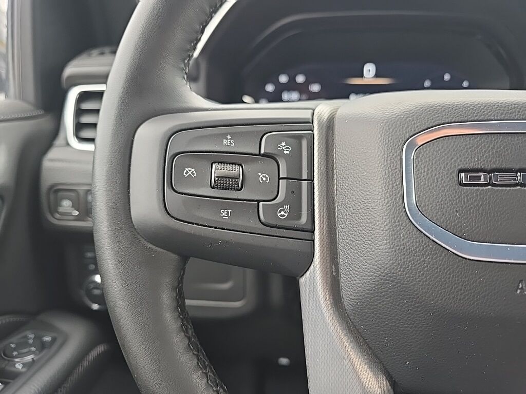 2024 GMC Yukon XL Denali 4WD 7 Passenger Fond du Lac WI