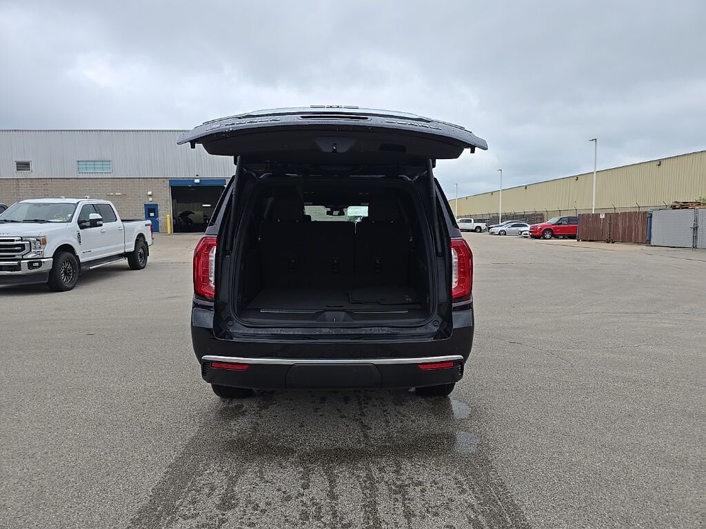 2024 GMC Yukon XL Denali 4WD 7 Passenger Fond du Lac WI