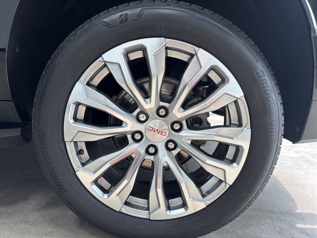2024 GMC Yukon XL Denali 4WD 7 Passenger Minocqua WI