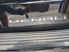 2024 GMC Yukon XL Denali 4WD 7 Passenger Fond du Lac WI