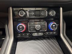 2024 GMC Yukon XL Denali 4WD 7 Passenger Fond du Lac WI