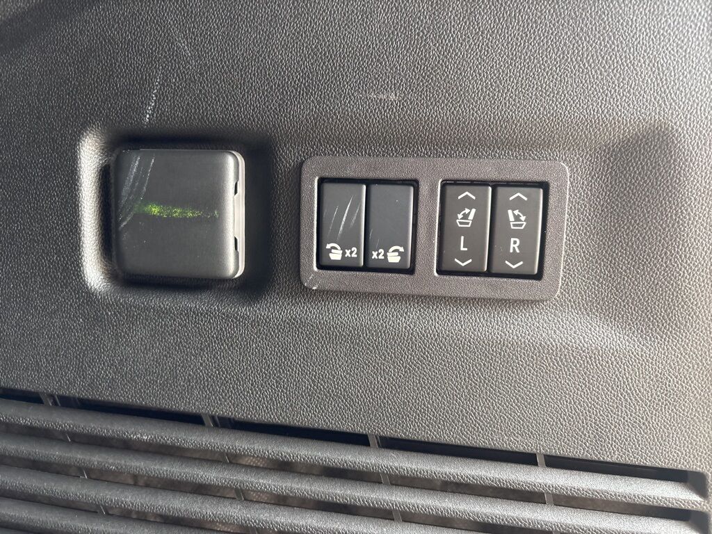2024 GMC Yukon XL Denali 4WD 7 Passenger Minocqua WI
