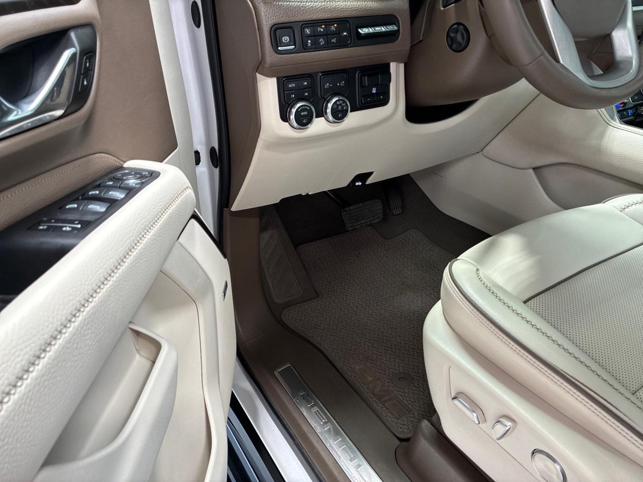 2024 GMC Yukon XL Denali, 4x4, Reserve Pkg, (Pano Roof, Power Boards, Air Ride, Max Tow, SuperCruise), Rear Entertainment Houston TX