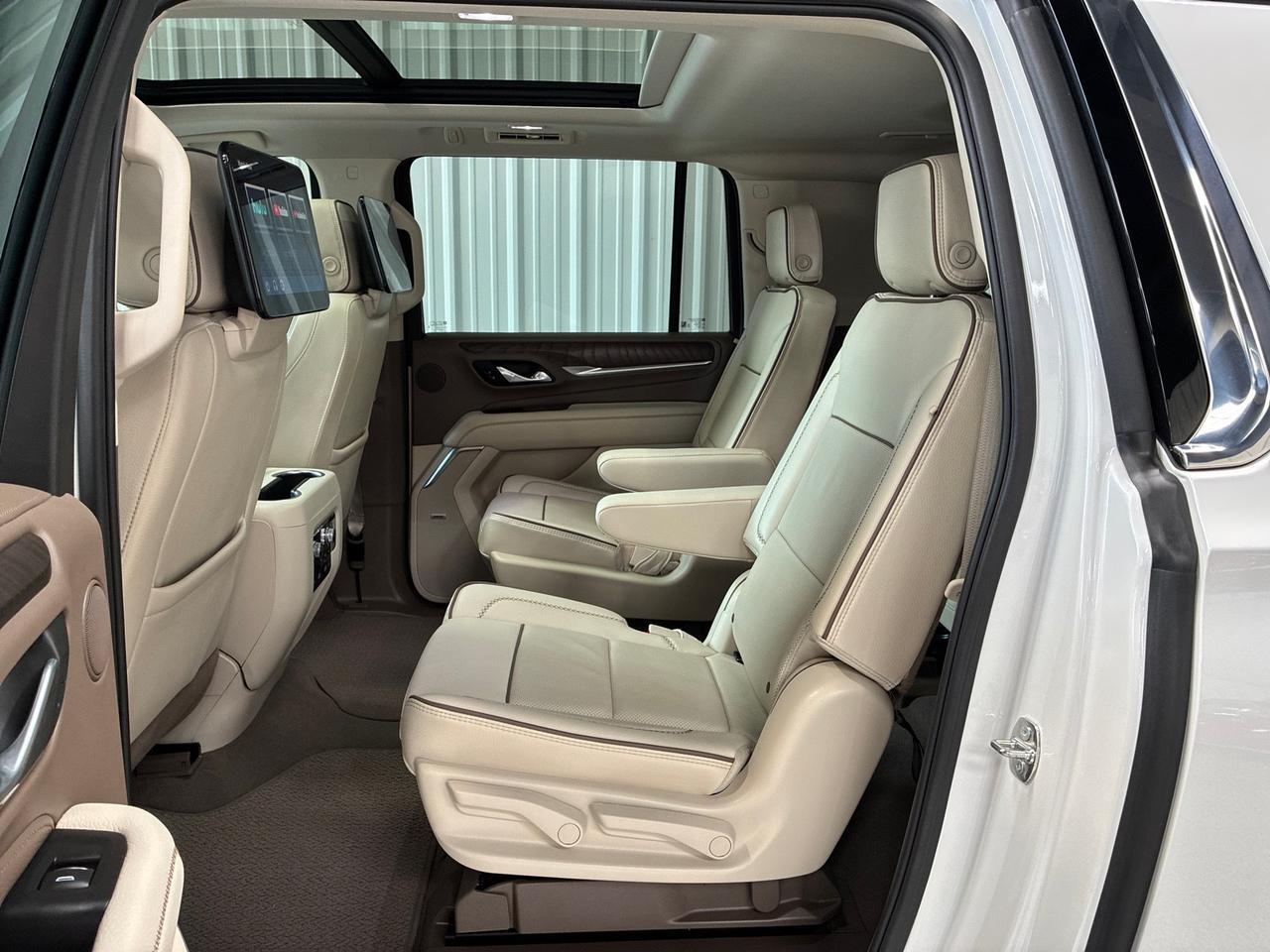 2024 GMC Yukon XL Denali, 4x4, Reserve Pkg, (Pano Roof, Power Boards, Air Ride, Max Tow, SuperCruise), Rear Entertainment Houston TX