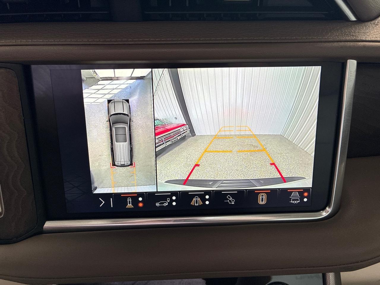 2024 GMC Yukon XL Denali, 4x4, Reserve Pkg, (Pano Roof, Power Boards, Air Ride, Max Tow, SuperCruise), Rear Entertainment Houston TX