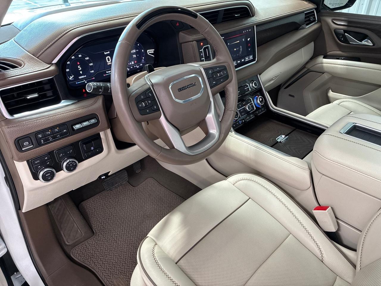 2024 GMC Yukon XL Denali, 4x4, Reserve Pkg, (Pano Roof, Power Boards, Air Ride, Max Tow, SuperCruise), Rear Entertainment Houston TX