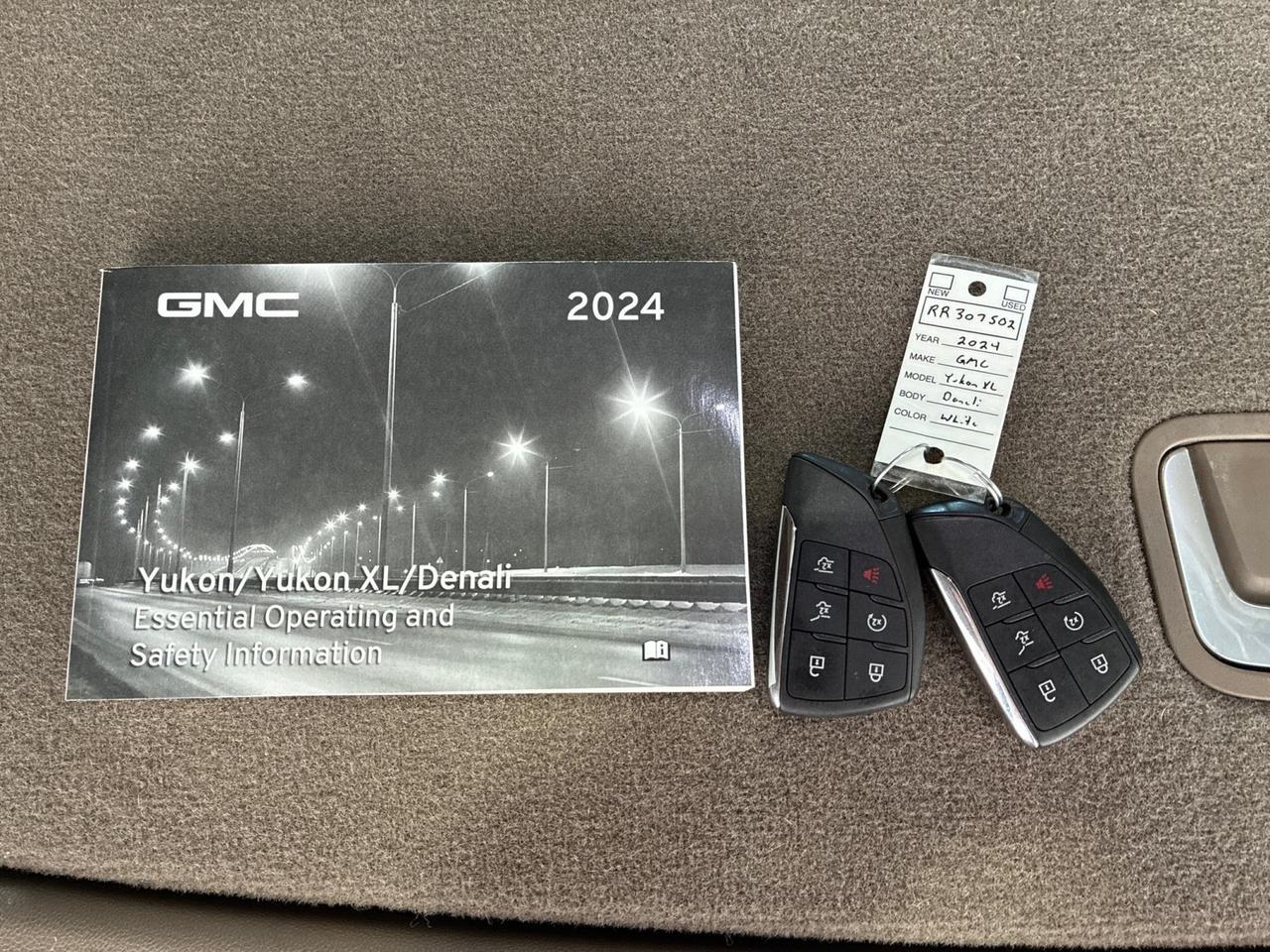 2024 GMC Yukon XL Denali, 4x4, Reserve Pkg, (Pano Roof, Power Boards, Air Ride, Max Tow, SuperCruise), Rear Entertainment Houston TX