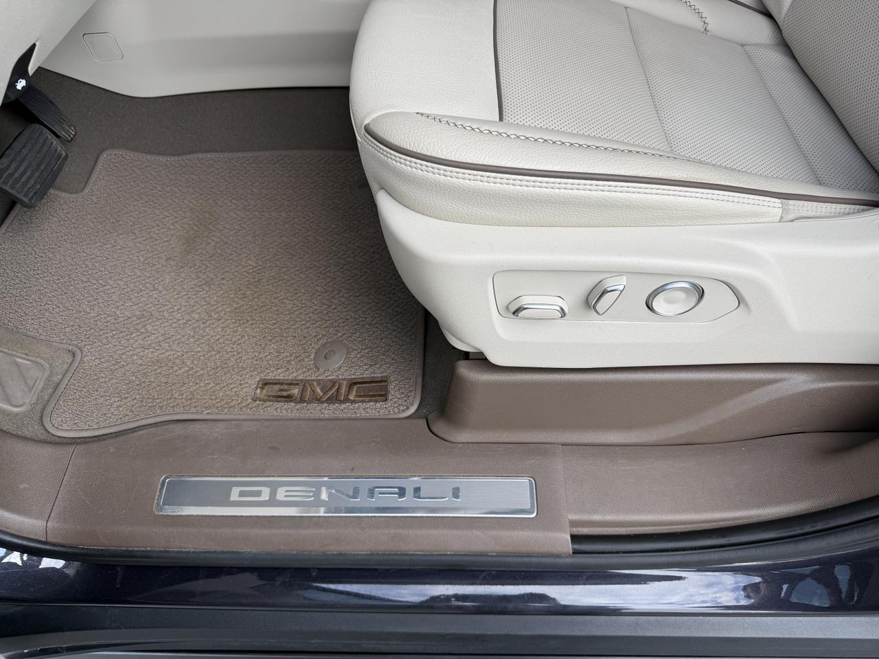 2024 GMC Yukon XL Denali Knoxville TN