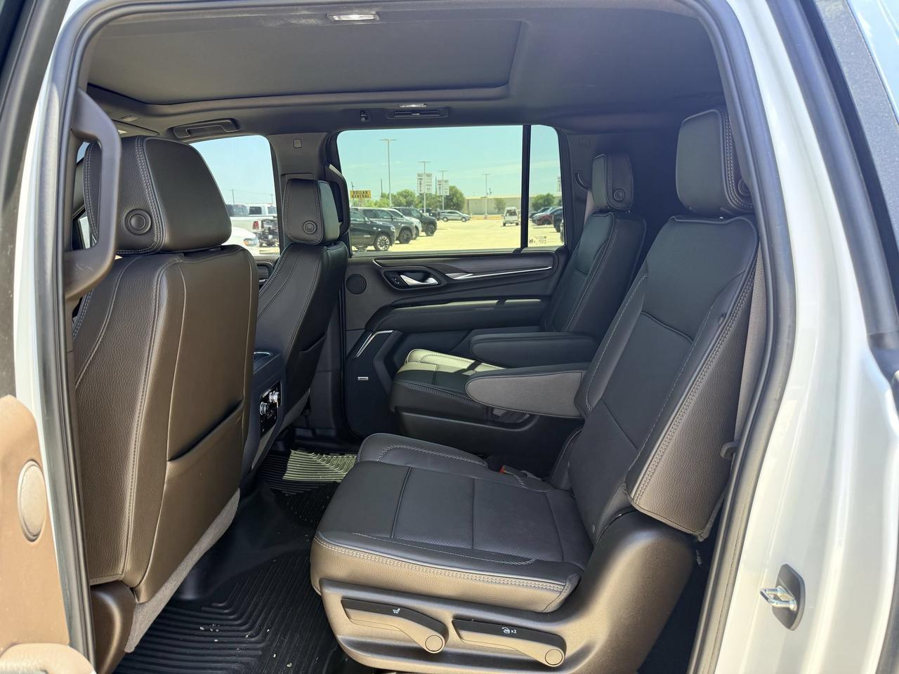 2024 GMC Yukon XL Denali Castroville TX