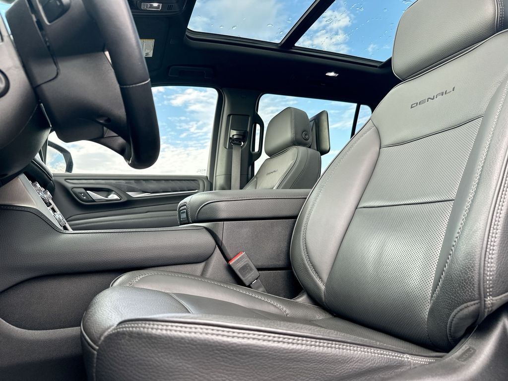 2024 GMC Yukon XL Denali Tucson AZ