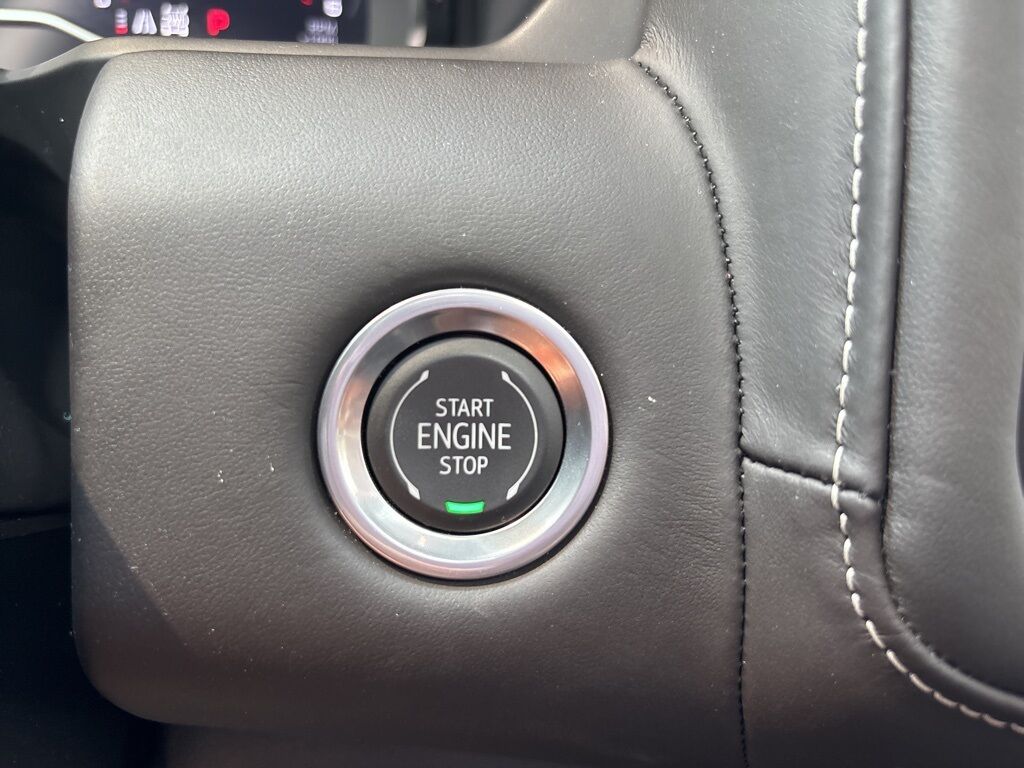 2024 GMC Yukon XL Denali Ultimate 4WD Minocqua WI