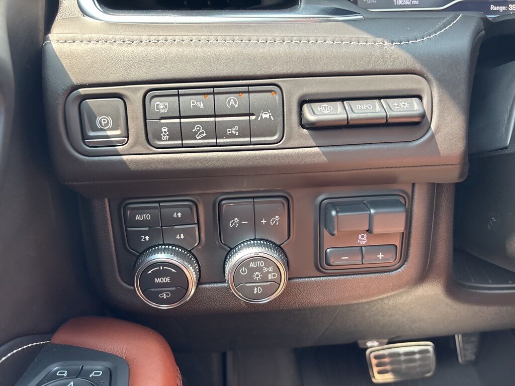 2024 GMC Yukon XL Denali Ultimate 4WD Minocqua WI