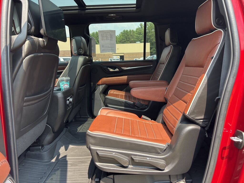 2024 GMC Yukon XL Denali Ultimate 4WD Minocqua WI