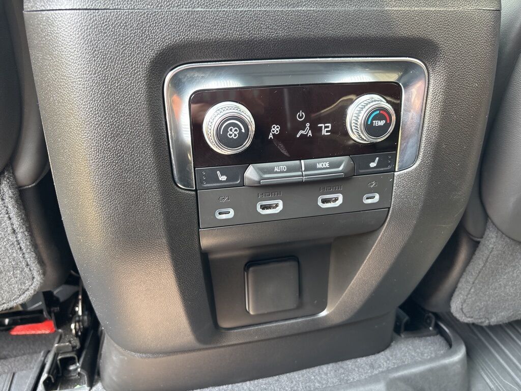 2024 GMC Yukon XL Denali Ultimate 4WD Minocqua WI