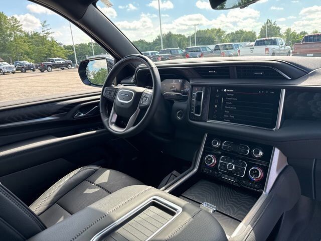 2024 GMC Yukon XL Denali Carbondale IL