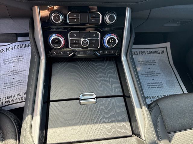 2024 GMC Yukon XL Denali Carbondale IL