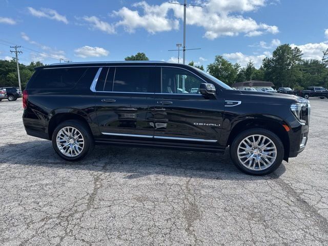 2024 GMC Yukon XL Denali Carbondale IL