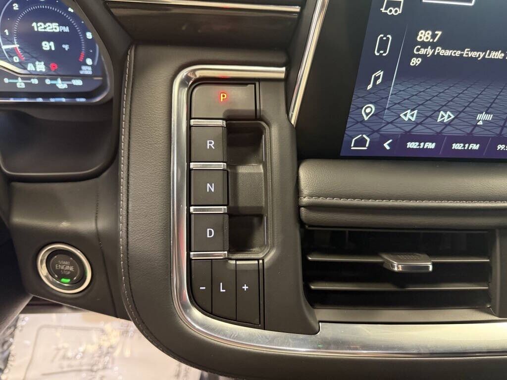 2024 GMC Yukon XL SLE Royal Oak MI