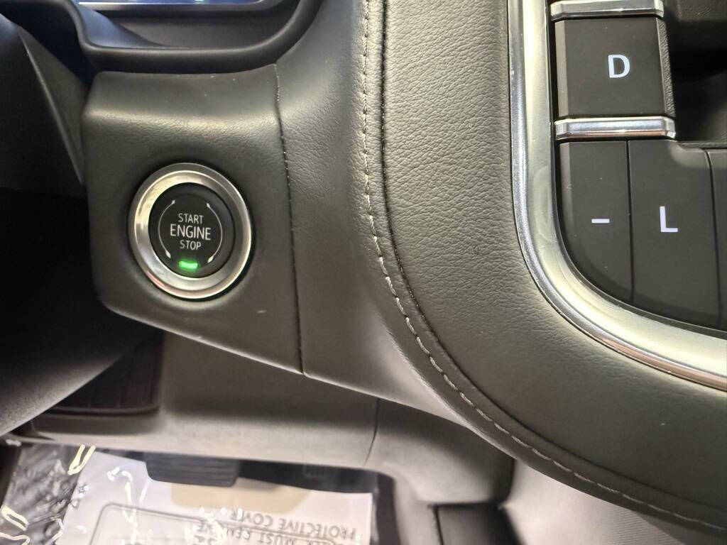 2024 GMC Yukon XL SLE Royal Oak MI