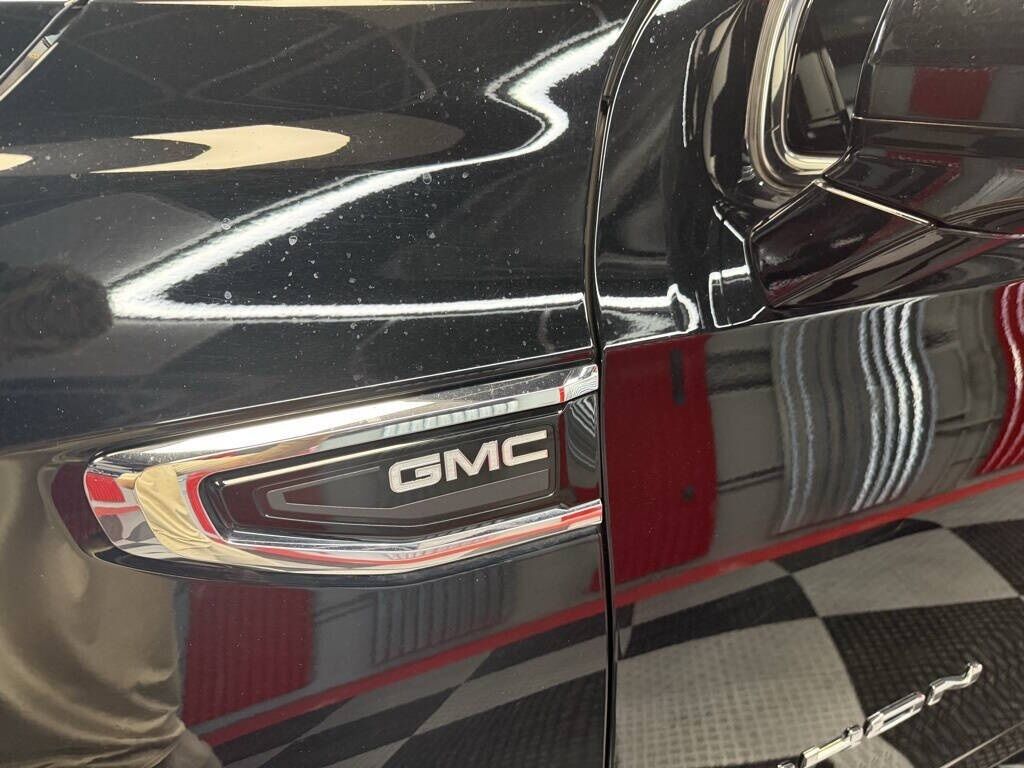 2024 GMC Yukon XL SLE Royal Oak MI