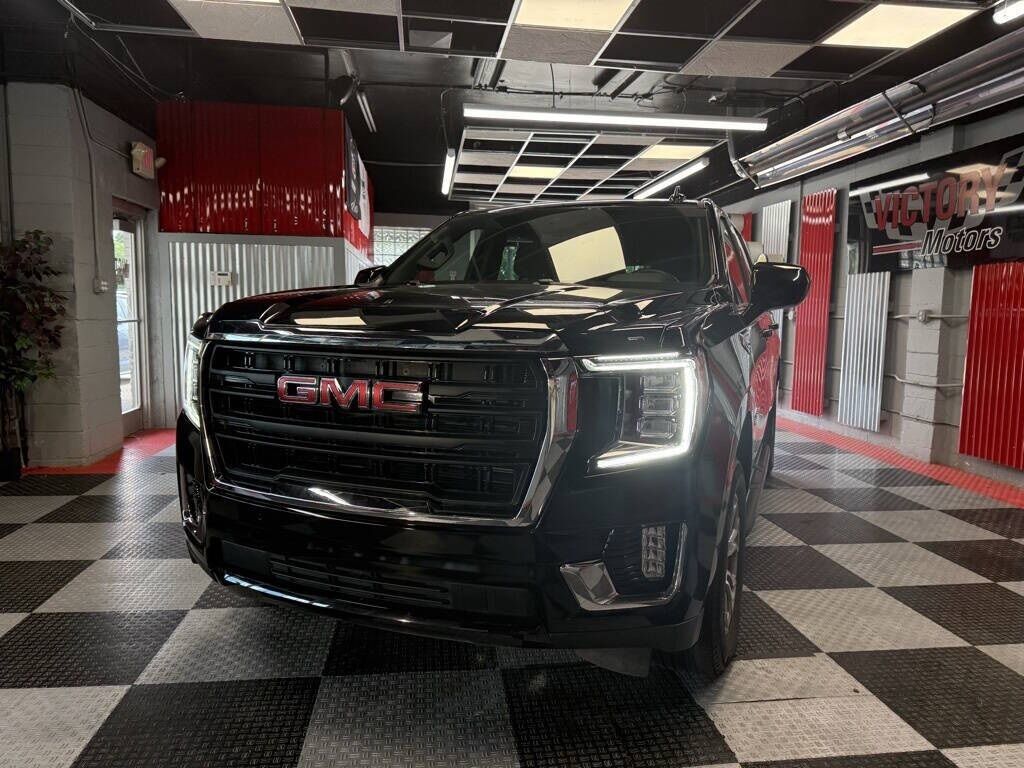 2024 GMC Yukon XL SLE Royal Oak MI