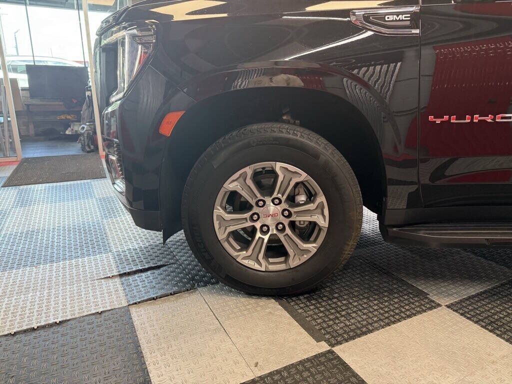 2024 GMC Yukon XL SLE Royal Oak MI