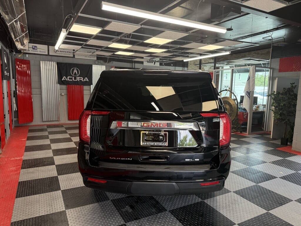 2024 GMC Yukon XL SLE Royal Oak MI