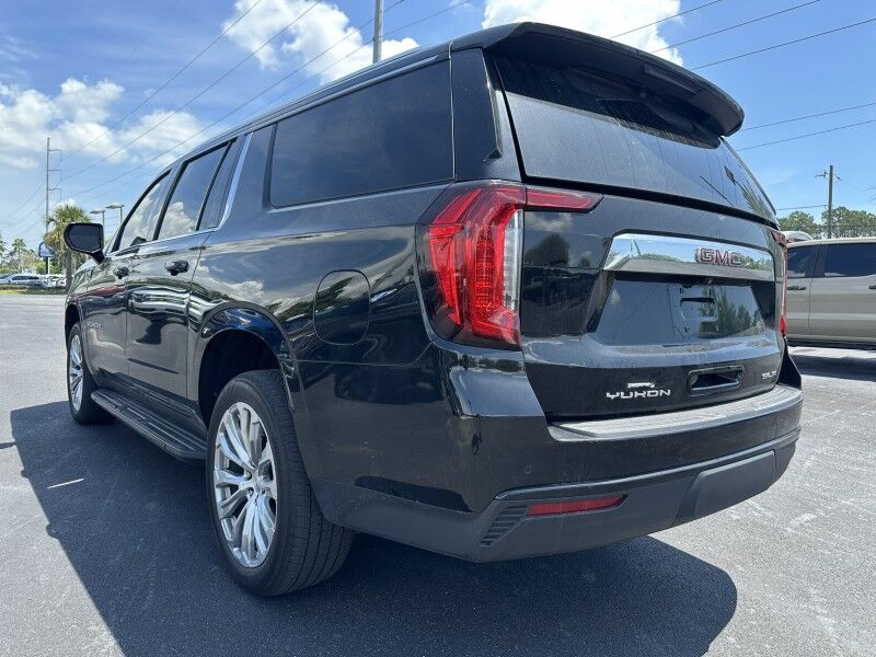 2024 GMC Yukon XL SLE