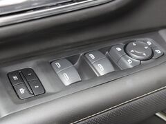 2024 GMC Yukon XL SLT 4WD 7 Passenger Fond du Lac WI