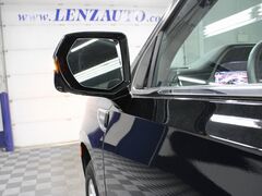 2024 GMC Yukon XL SLT 4WD 7 Passenger Fond du Lac WI