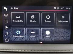 2024 GMC Yukon XL SLT 4WD 7 Passenger Fond du Lac WI