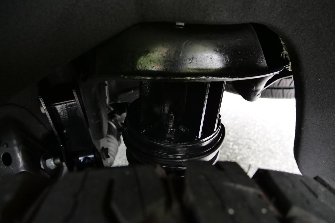 2024 GMC Yukon XL SLT 4WD / UPGRADES / PANO Sunroof / Third Row! Lincolnton NC