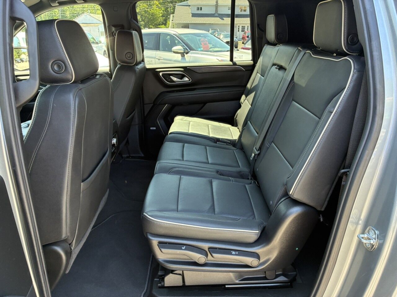 2024 GMC Yukon XL SLT Charlton MA