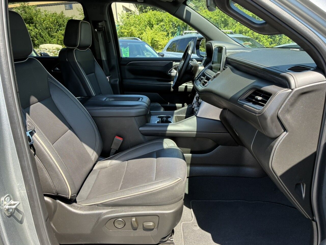2024 GMC Yukon XL SLT Charlton MA