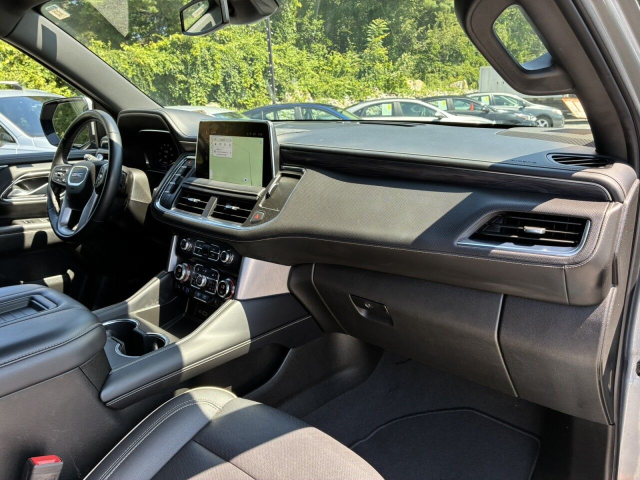 2024 GMC Yukon XL SLT Charlton MA