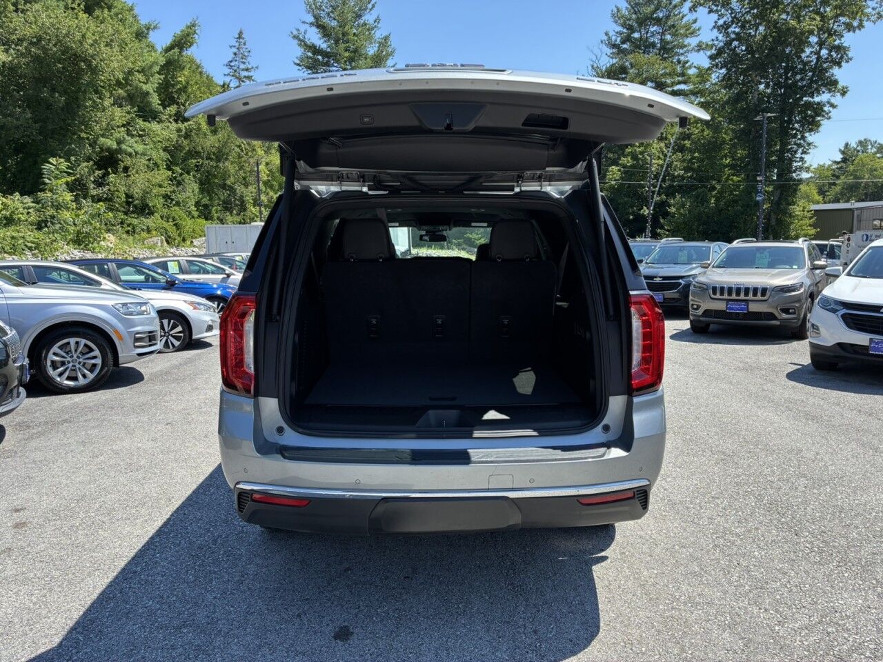 2024 GMC Yukon XL SLT Charlton MA