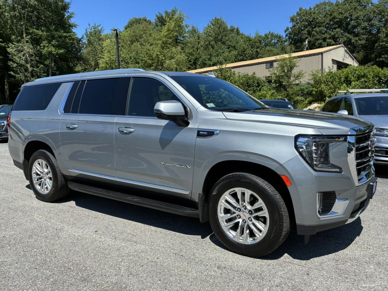 2024 GMC Yukon XL SLT