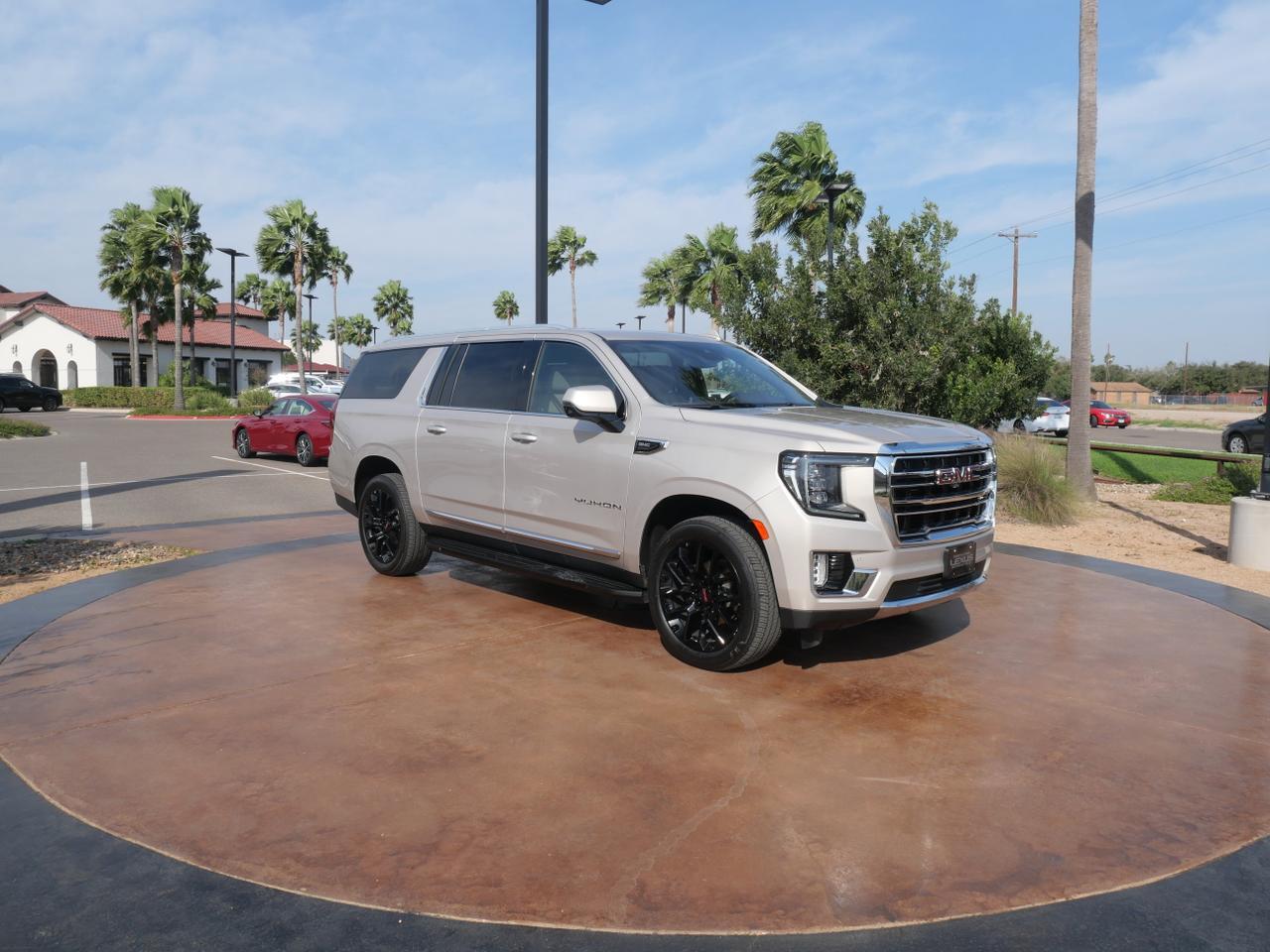 2024 GMC Yukon XL SLT
