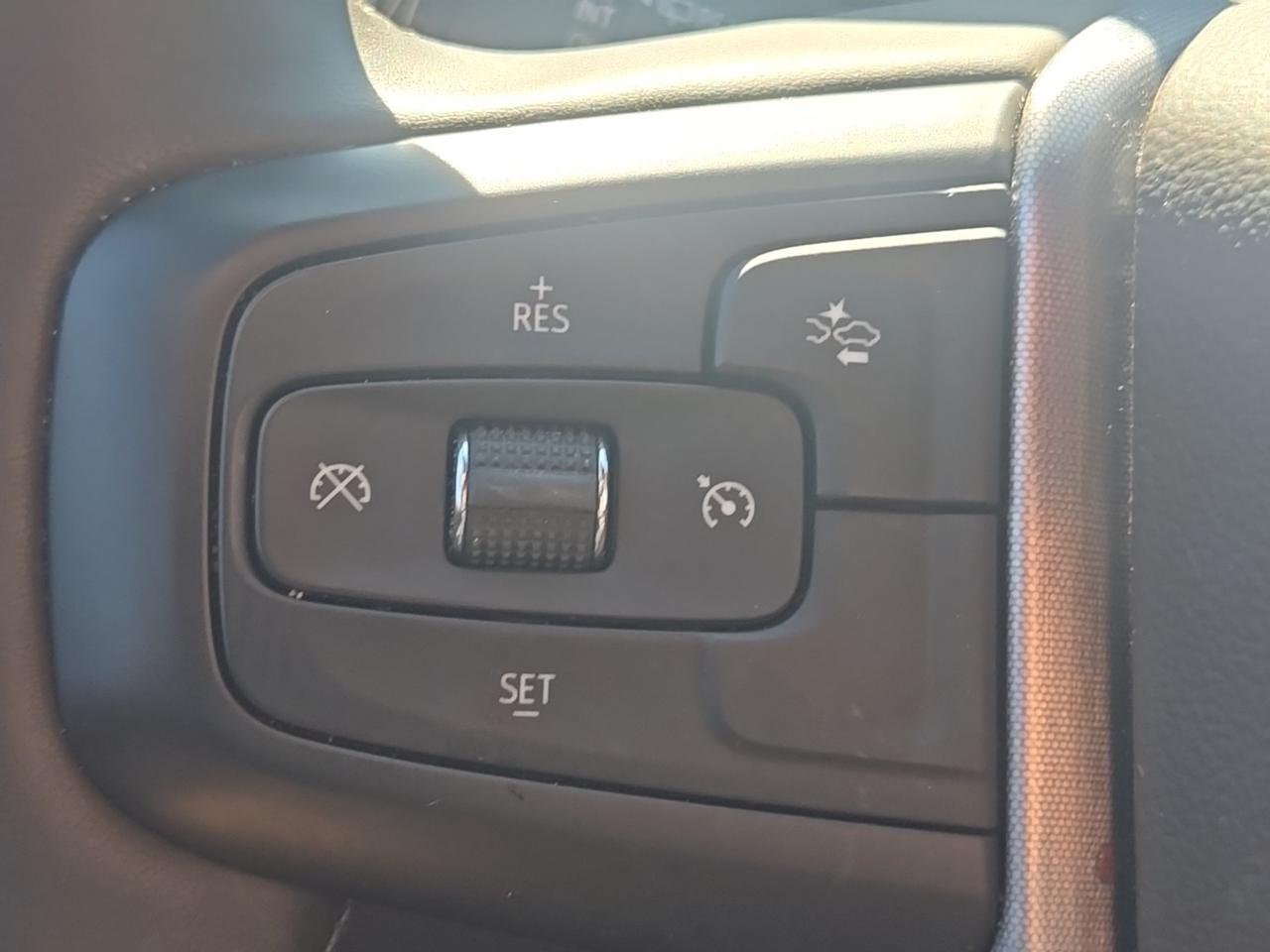2024 GMC Yukon XL SLT Fredericksburg VA