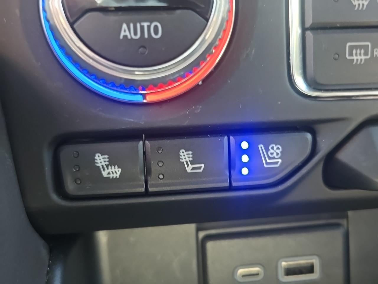 2024 GMC Yukon XL SLT Fredericksburg VA