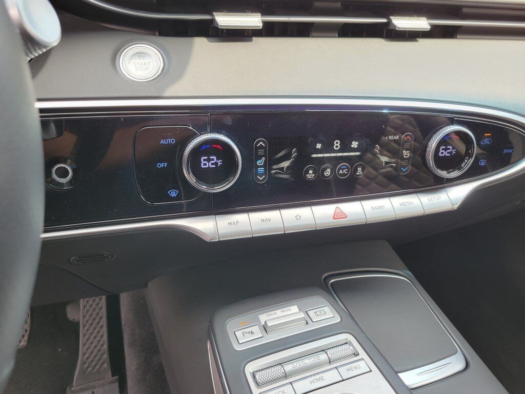 2024 Genesis Electrified GV70 Prestige Chantilly VA