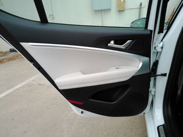 2024 Genesis G70 2.5T RWD Plano TX