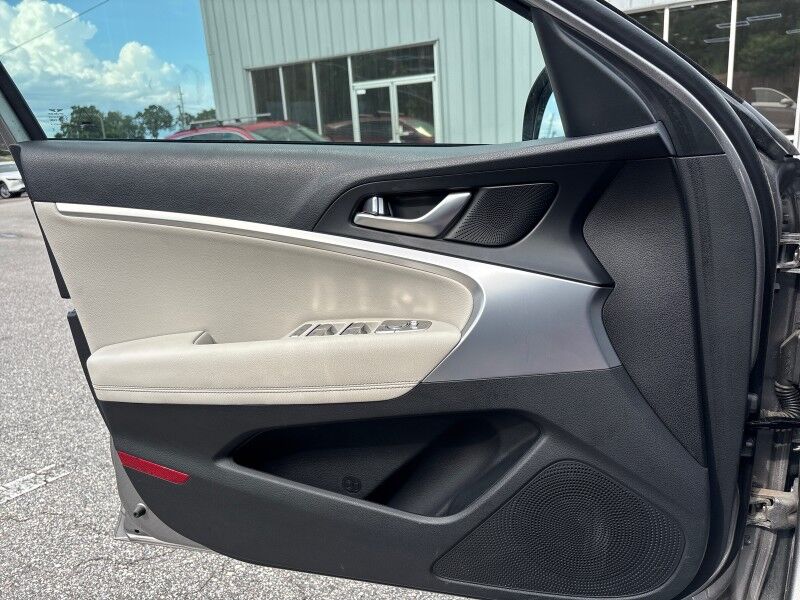 2024 Genesis G70 2.5T Seffner FL